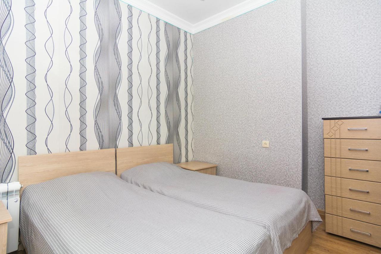 Apartment On Takaishvili Street Batumi Exterior photo